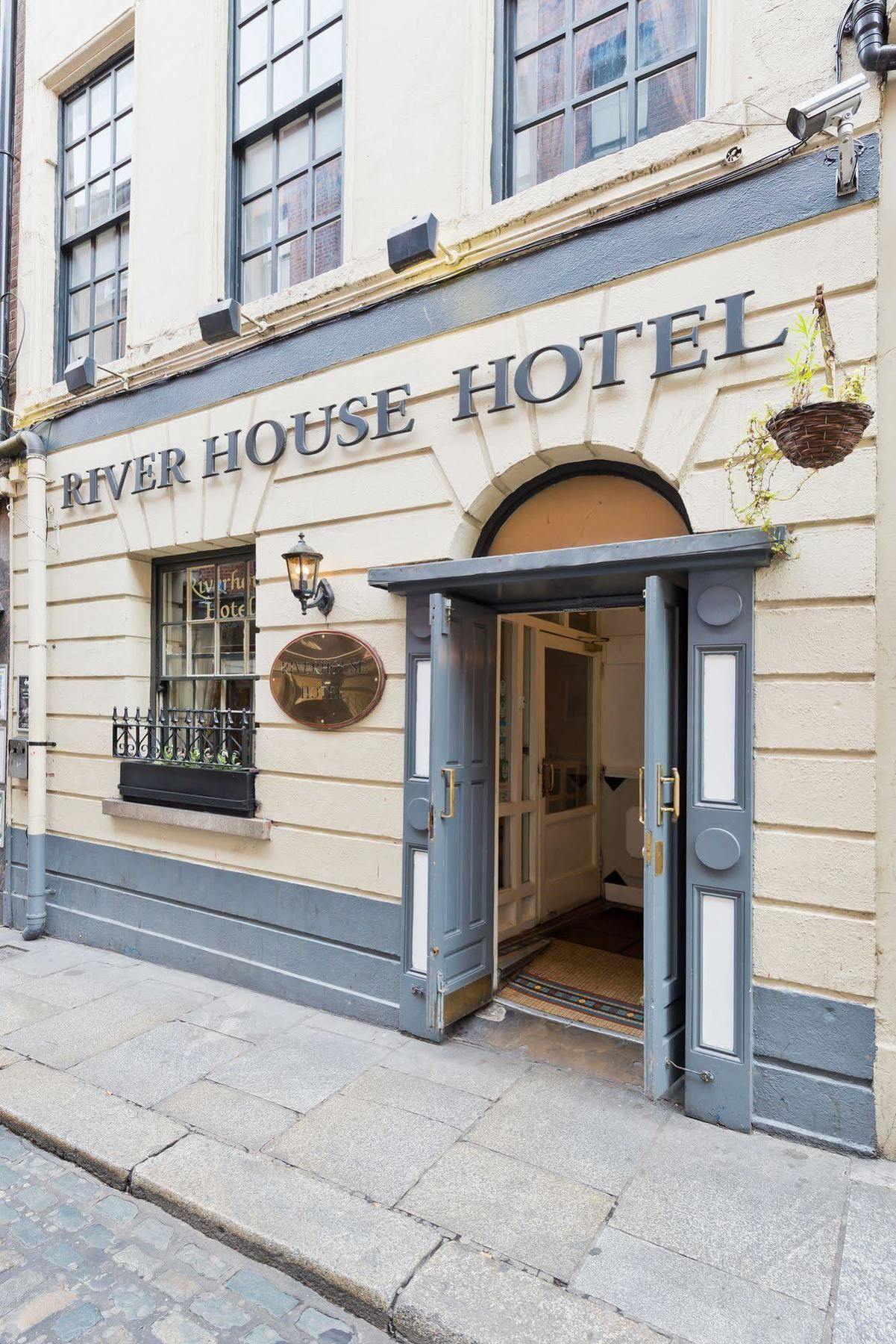 Riverhouse Hotel Of Temple Bar Dublin Buitenkant foto